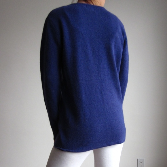 VINTAGE Sweater w/ embroidery (Lambswool & Angora) - Picture 4 of 4